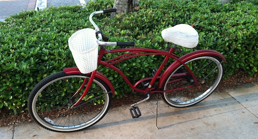 Bicycle Cruiser in downtown Naples