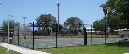Fleischmann Park in Naples Florida | Basketball Court