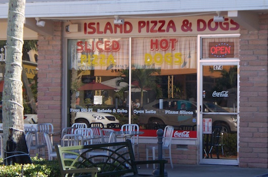 Island Pizza and Dogs in Naples Florida