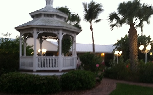 Blurry Shot of the Gazebo at Lemon Tree Inn