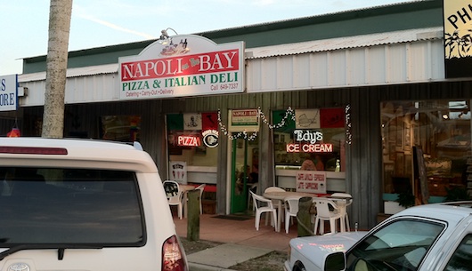 Napoli Pizza and Italian Deli in Naples Florida