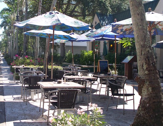 Sidwalk Cafes on 5th Ave South in Naples