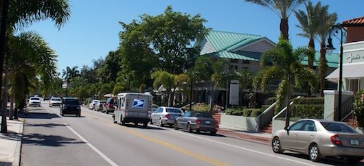 Third Street South in Olde Naples